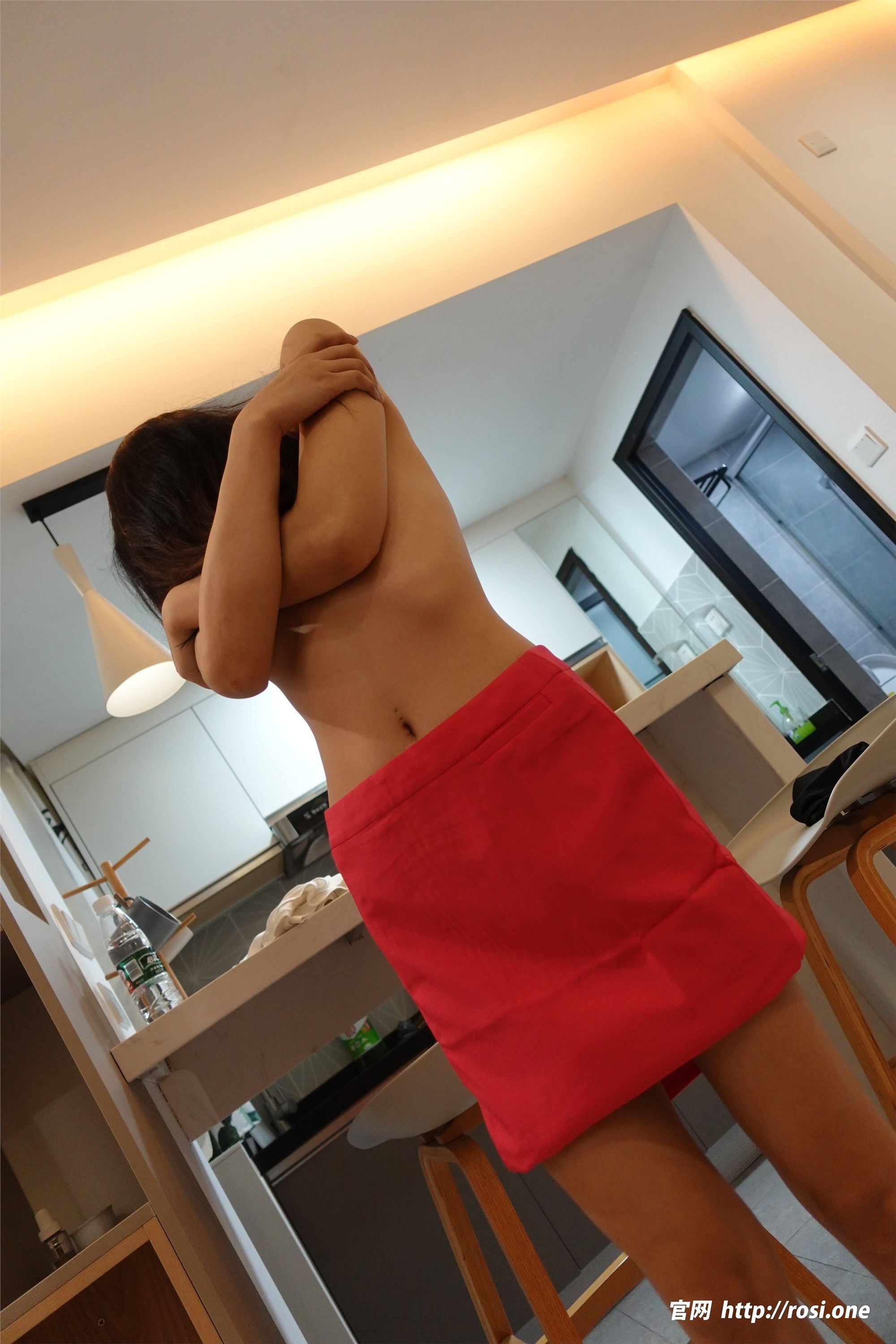 ROSI写真 2023.01.08 NO.4052